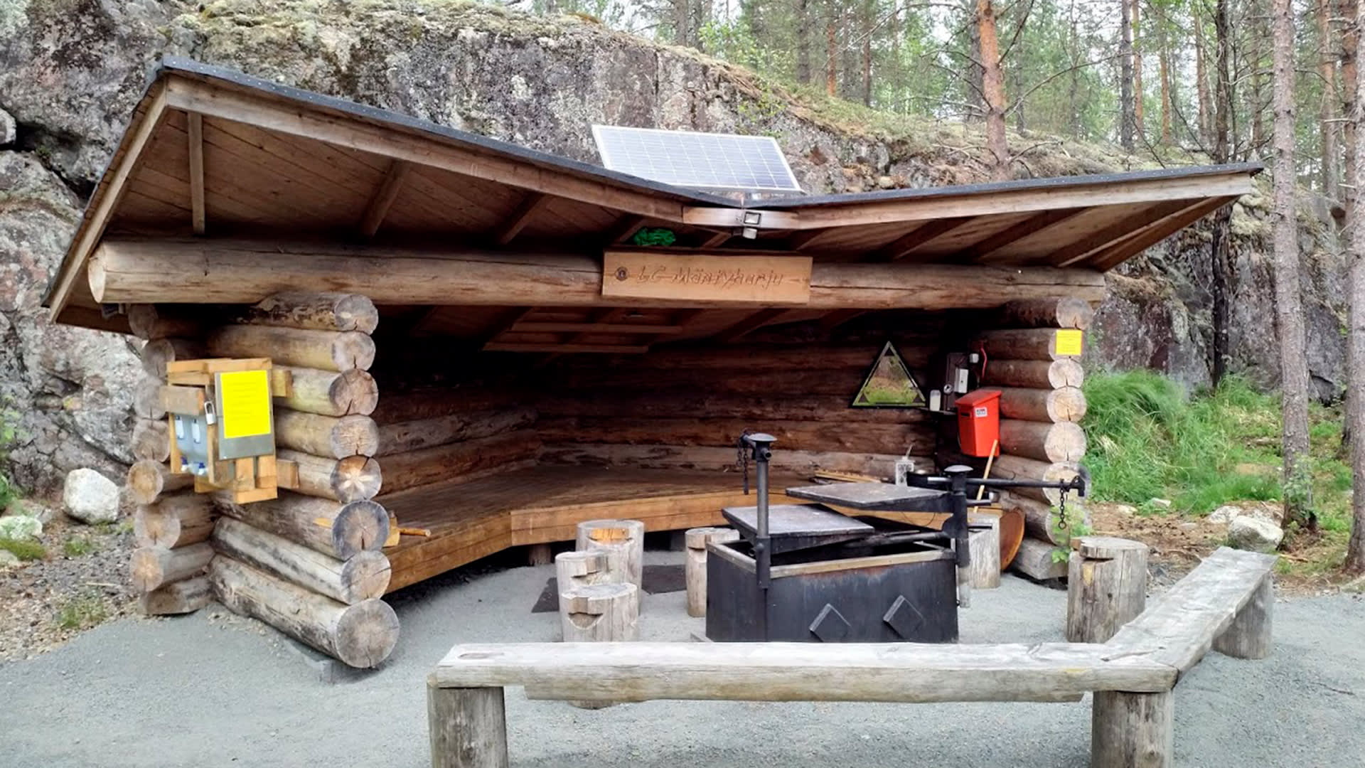 Matkoslampi shelter - LakeSaimaa Purest Finland