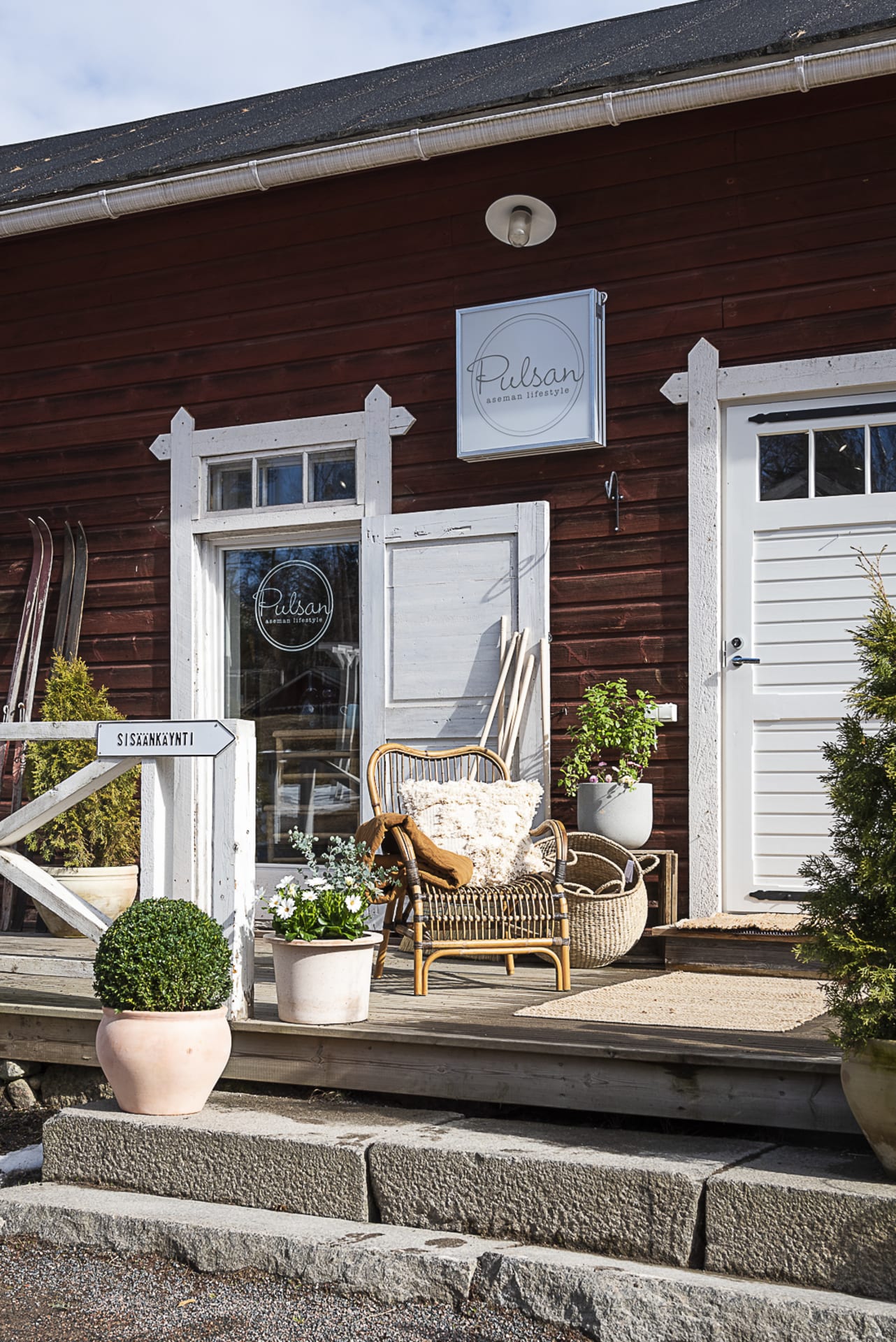 Pulsan Asema Lifestyle Boutique - LakeSaimaa Purest Finland